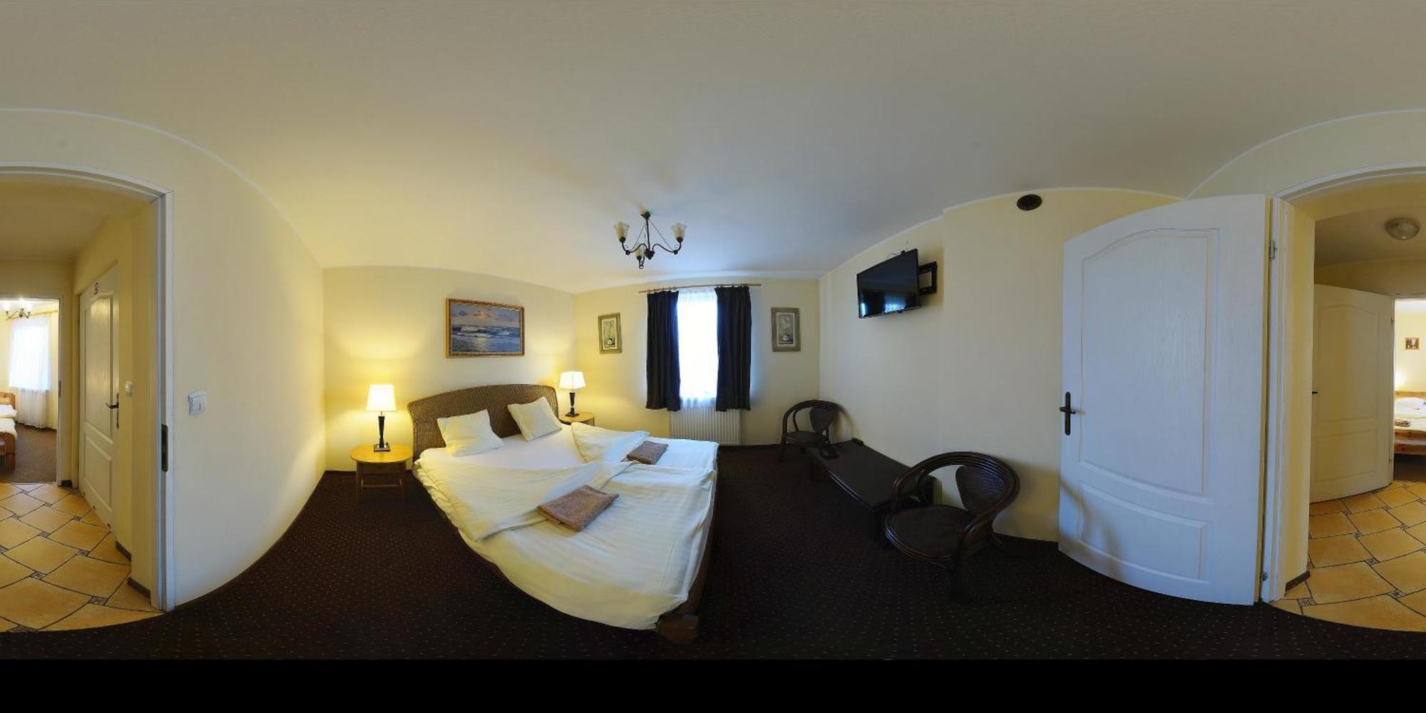 Hotel Stawisko Klaudyn Ngoại thất bức ảnh
