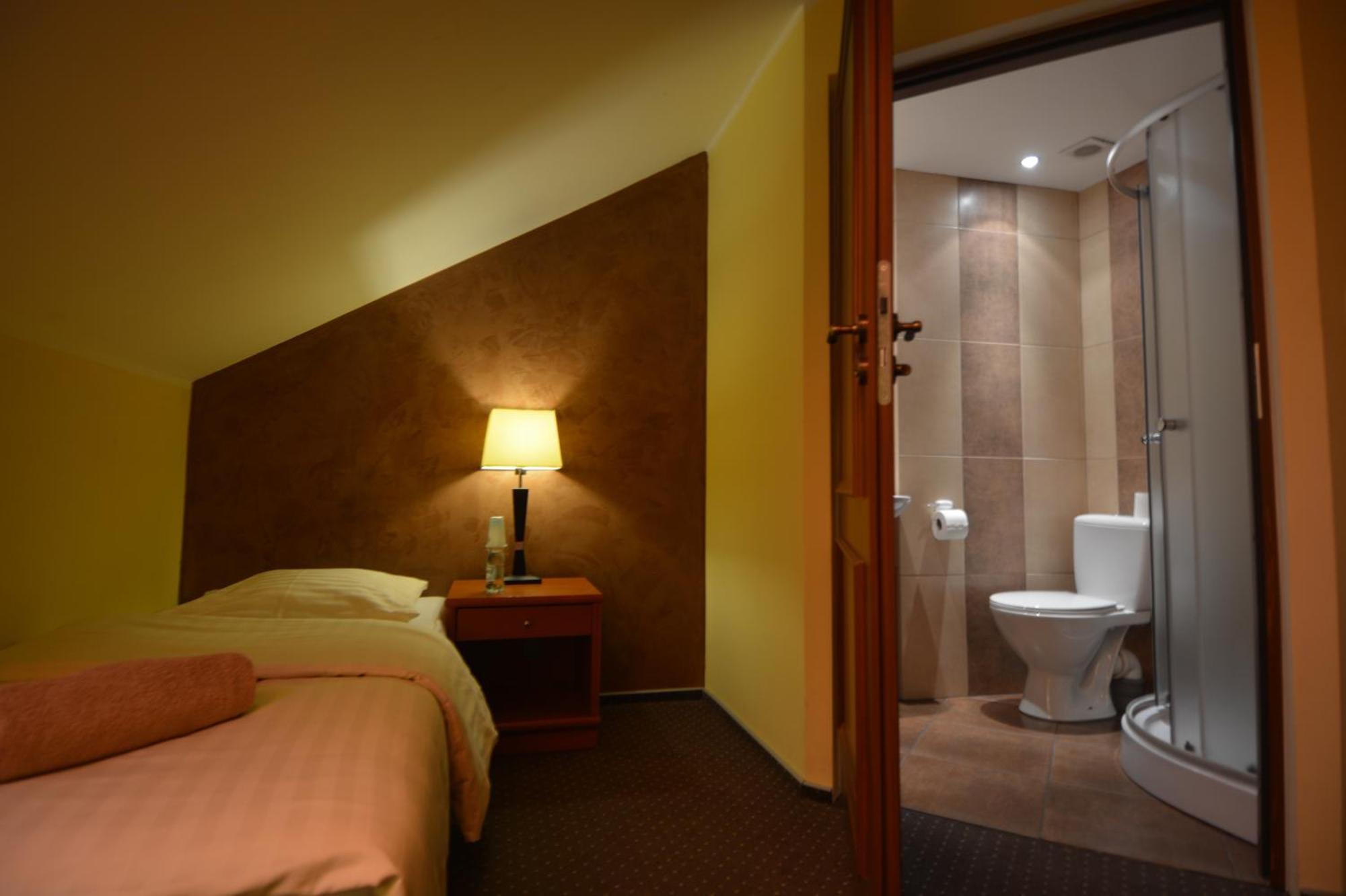 Hotel Stawisko Klaudyn Phòng bức ảnh