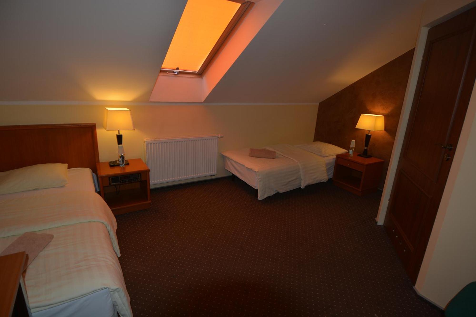 Hotel Stawisko Klaudyn Phòng bức ảnh